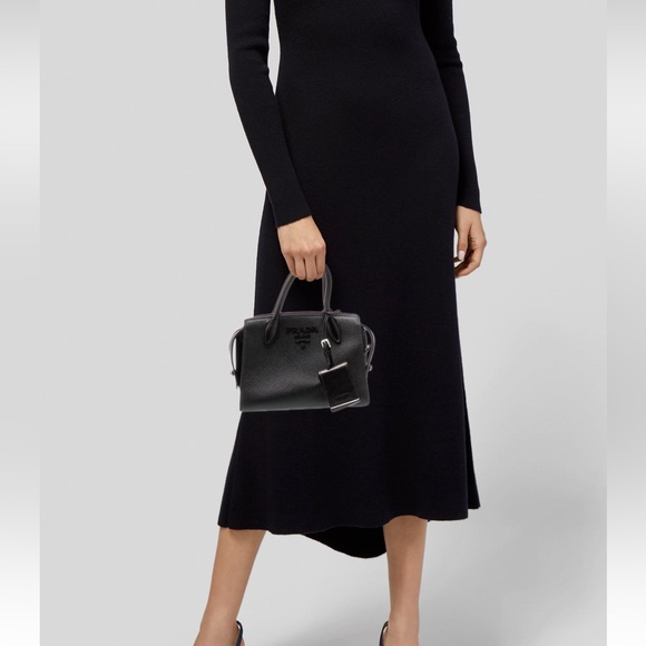 Prada Signature Monochrome - Picture 6 of 11